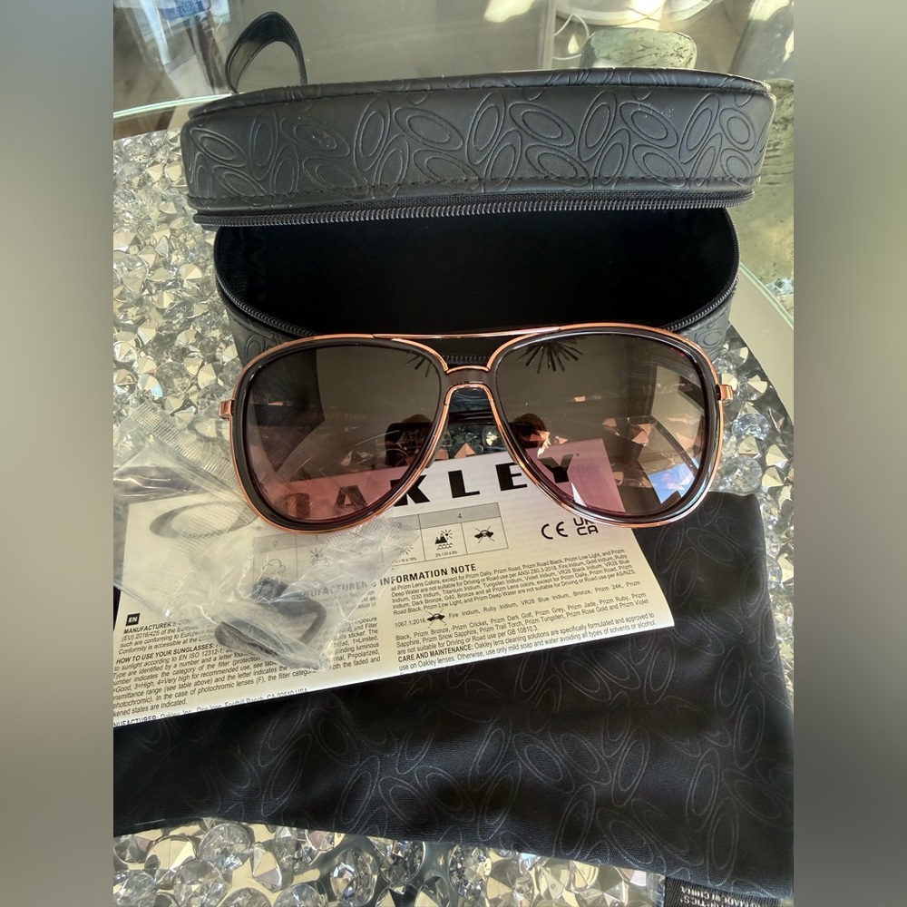 Oakley Women's Split Time Crystal Raspberry Sunglasses - Picture 3 of 9